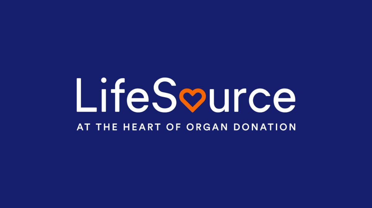 LifeSource logo nrog tagline &quot;ntawm lub plawv organ donation&quot;